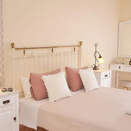 Trapezaki Villas, Seafront فيلة ترابيزاكي