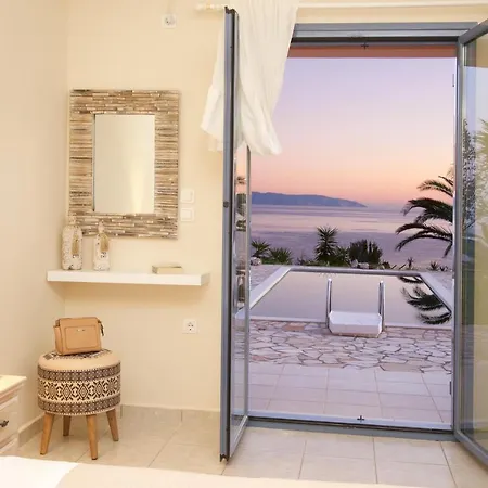 فيلة Trapezaki Villas, Seafront