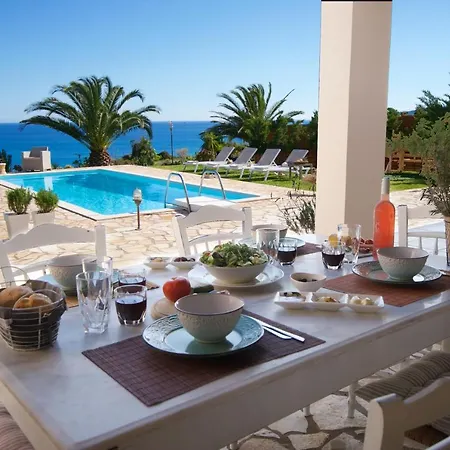 فيلة Trapezaki Villas, Seafront