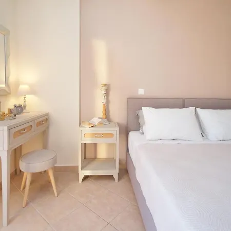 Trapezaki Villas, Seafront ترابيزاكي