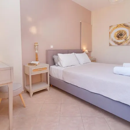 Trapezaki Villas, Seafront *