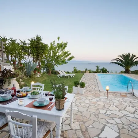 Trapezaki Villas, Seafront * Muszáta