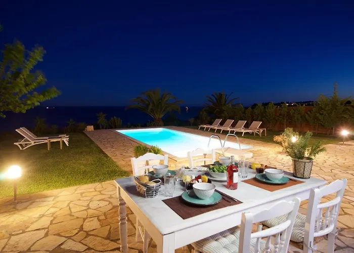 Trapezaki Villas, Seafront *