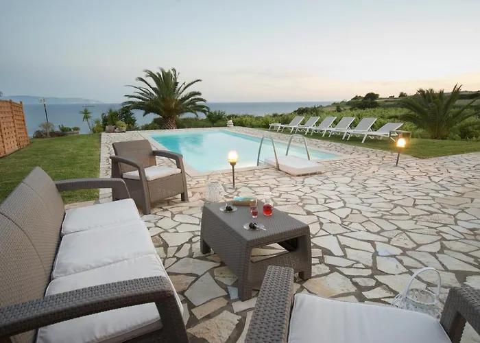 Trapezaki Villas, Seafront Villa Trapezaki (Kefalonia)