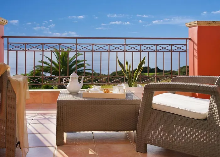 Trapezaki Villas, Seafront *