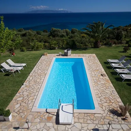 Trapezaki Villas, Seafront Villa Trapezaki (Kefalonia)