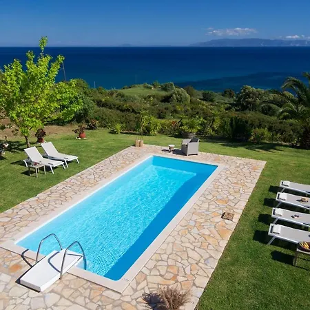 Villa Trapezaki Villas, Seafront *