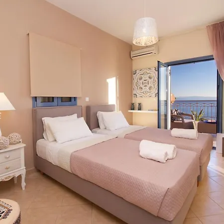 Trapezaki Villas, Seafront Villa